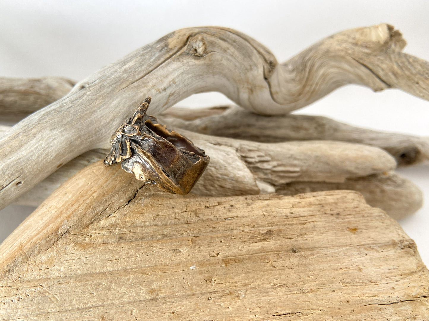 Beach flower ring